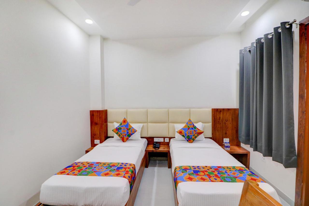Fabexpress The Regalia Inn Lucknow Exterior foto